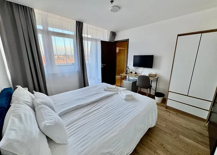 Hostal Rooftop City With Deep Garage Budapest
